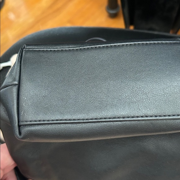 Rebecca Minkoff stars and moon small bucket Bag with Gold Accents, chain - Picture 7 of 7